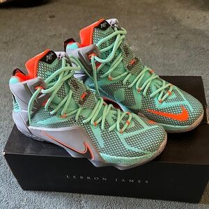 Nike LeBron James 12 XII NSRL Teal Orange Athletic Shoes Men’s 9.5 Worn Once